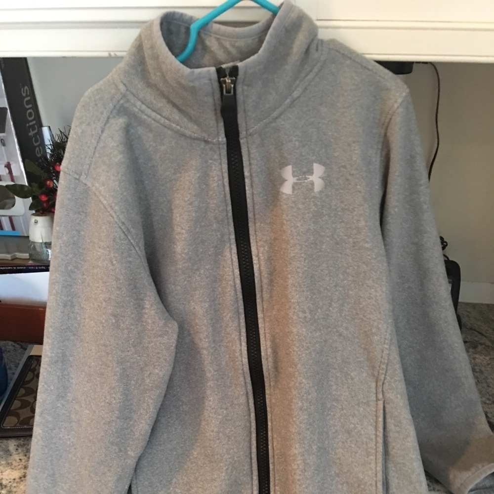 Under armour light fleece